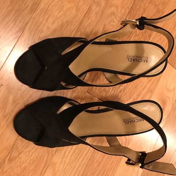 Ladies Michael kors shoes - Picture 1 of 4